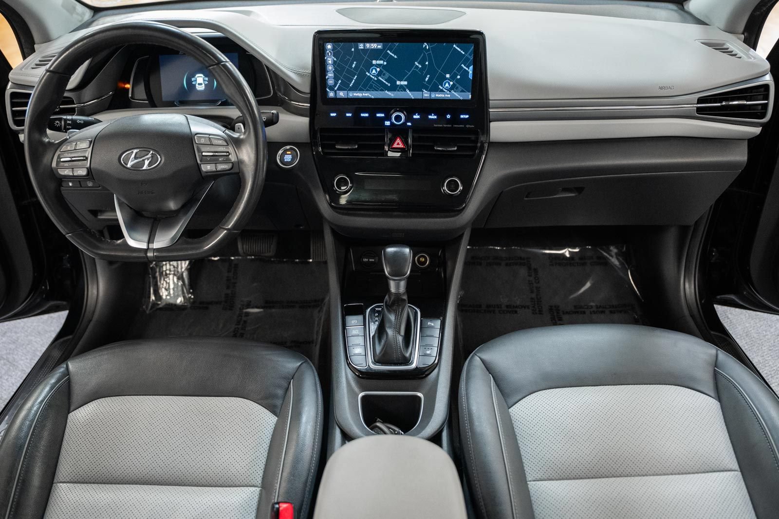 Used 2020 Hyundai Ioniq Limited FWD image 25