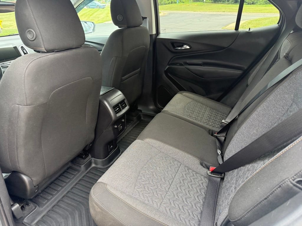 Used 2024 Chevrolet Equinox LT AWD/4WD image 18