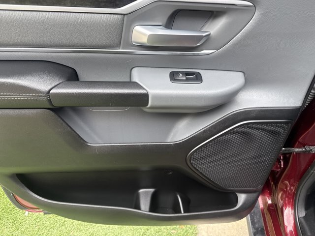 Used 2022 RAM 1500 Big Horn AWD/4WD image 18