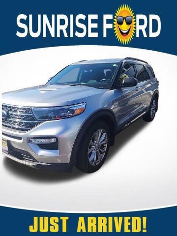 Certified 2023 Ford Explorer XLT w/ Equipment Group 202A image 2