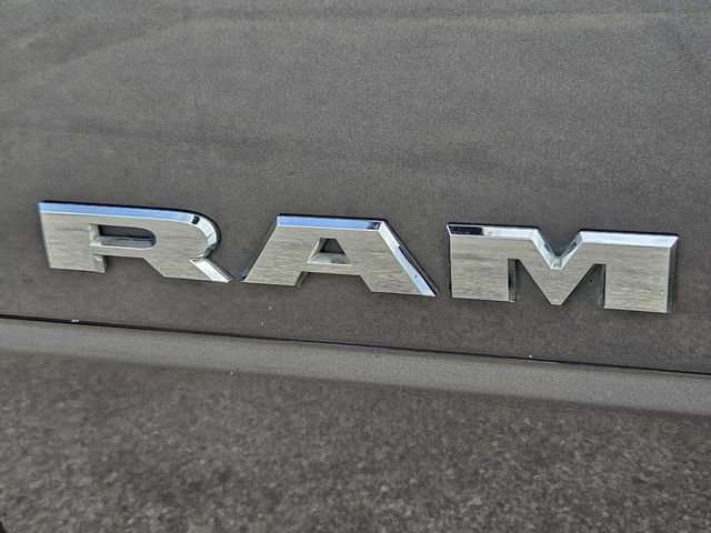 Used 2023 RAM 2500 Laramie AWD/4WD image 11
