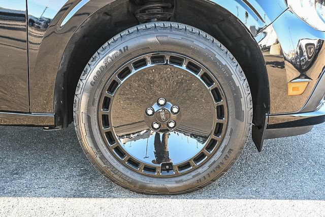 Certified 2025 Ford Maverick Lobo AWD/4WD image 13