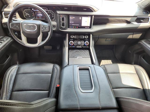 Used 2021 GMC Yukon XL Denali w/ Denali Premium Package AWD/4WD image 26