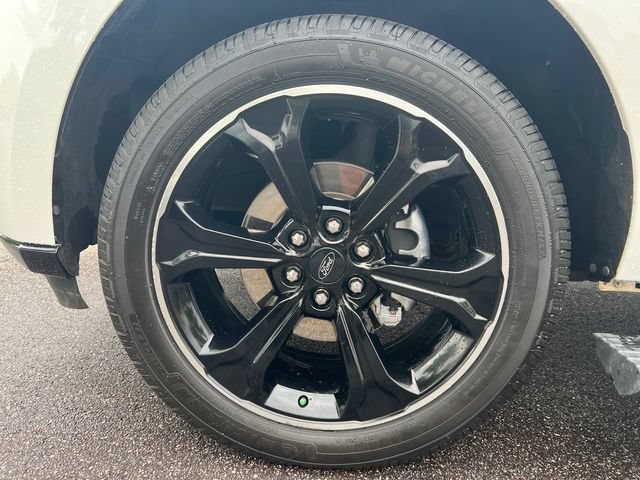 Certified 2022 Ford Expedition Limited RWD image 15