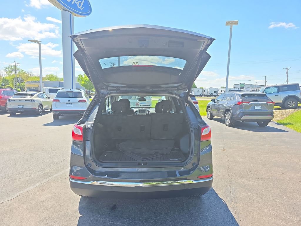Used 2020 Chevrolet Equinox LT w/ Driver Convenience Package AWD/4WD image 10
