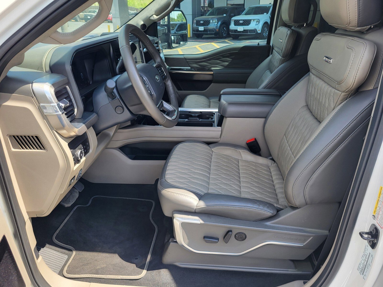 Certified 2026 Ford F350 Platinum w/ Platinum Plus Package image 21