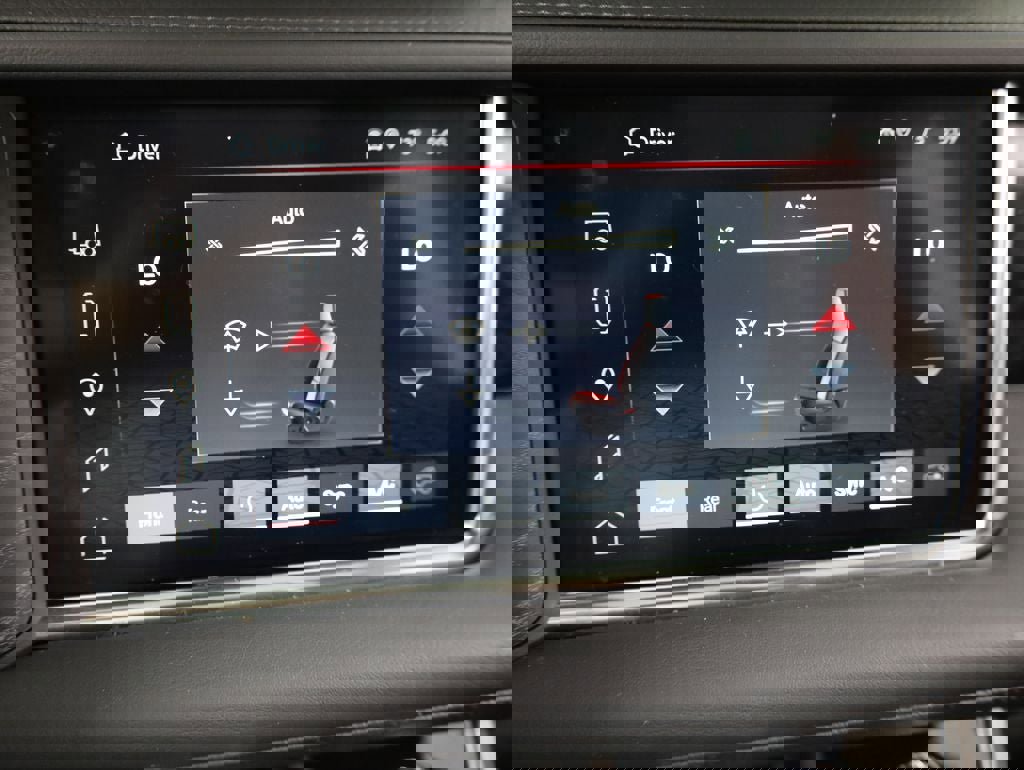 Used 2023 GMC Yukon Denali image 16