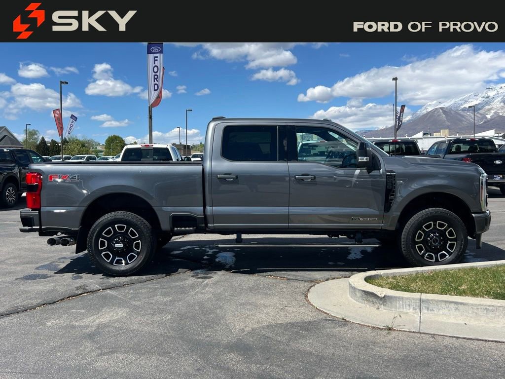 Certified 2025 Ford F350 Platinum AWD/4WD image 7