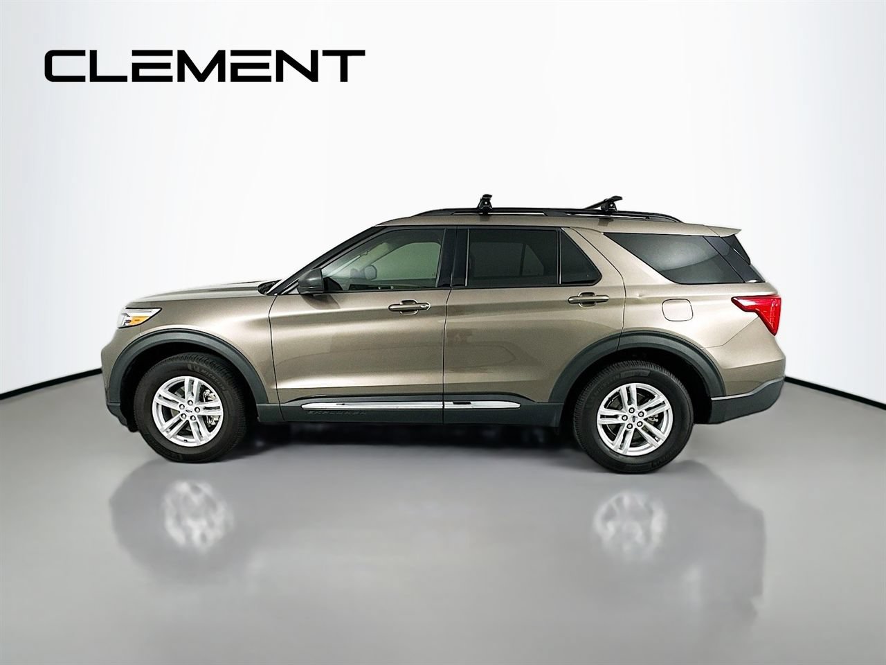 Certified 2021 Ford Explorer XLT w/ Class III Trailer Tow Package AWD/4WD image 6