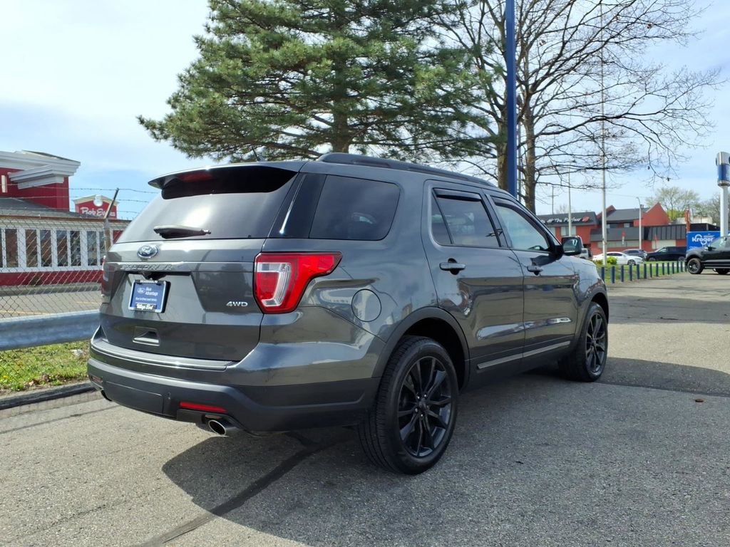 Certified 2019 Ford Explorer XLT w/ Equipment Group 202A image 6
