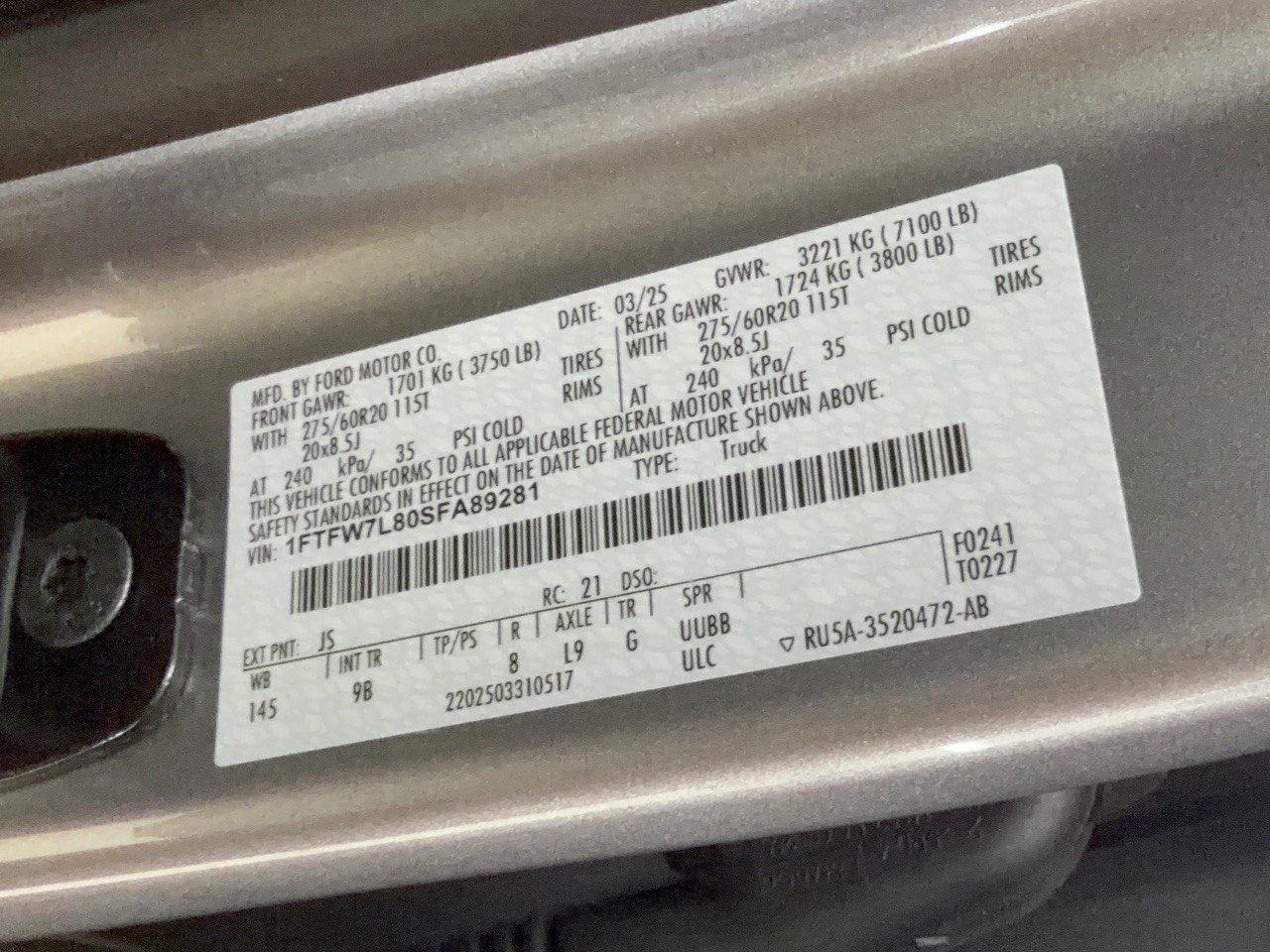 Certified 2025 Ford F150 Platinum w/ Equipment Group 702A High AWD/4WD image 32