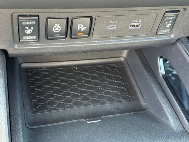 Used 2022 Nissan Frontier PRO-4X w/ Pro-4X Premium Package AWD/4WD image 29
