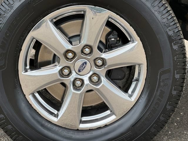 Certified 2019 Ford F150 XLT w/ Equipment Group 302A Luxury AWD/4WD image 16