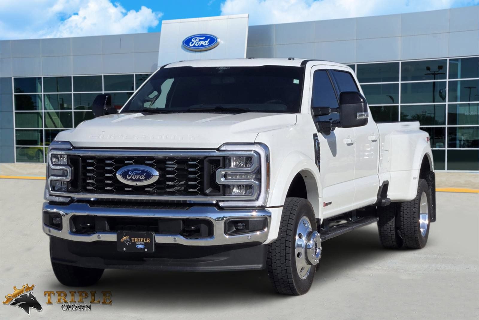 Certified 2026 Ford F450 Lariat w/ Lariat Premium Package AWD/4WD video 2