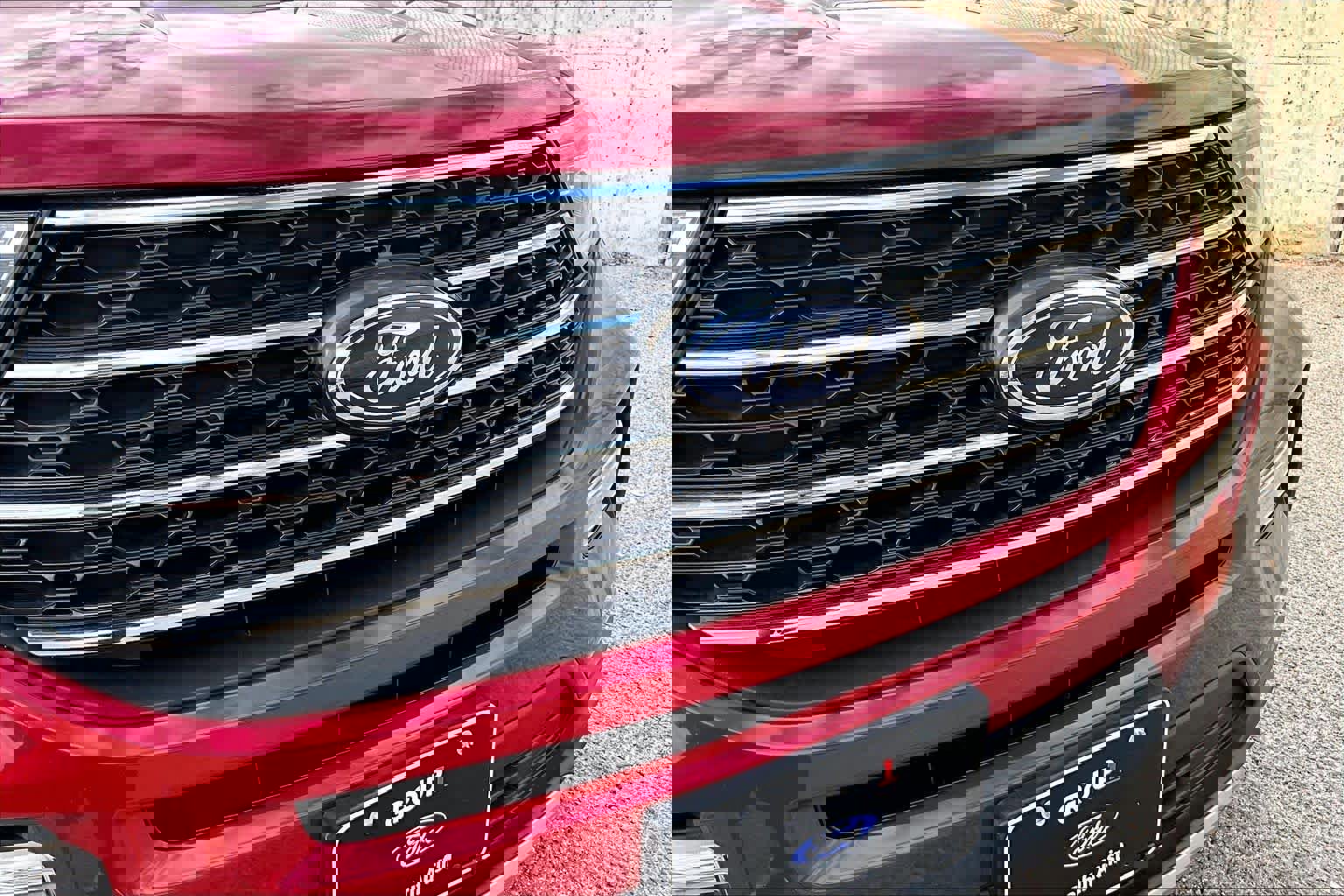 Certified 2022 Ford Explorer XLT w/ Equipment Group 202A image 31