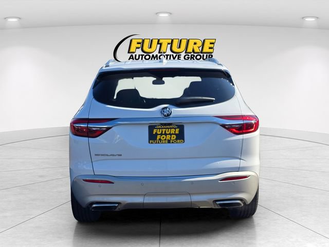 Used 2020 Buick Enclave Essence w/ LPO, Touring Package FWD image 5