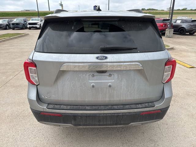 Certified 2023 Ford Explorer XLT w/ Equipment Group 202A image 3