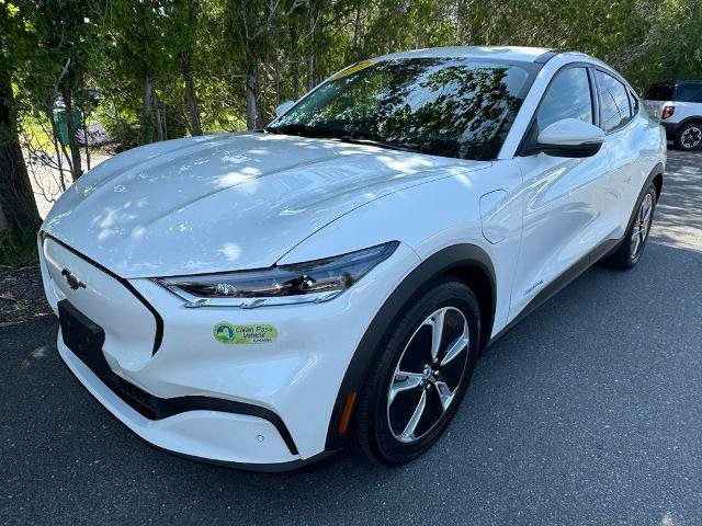 Certified 2022 Ford Mustang Mach-E Select AWD/4WD image 3