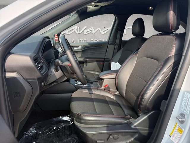 Certified 2025 Ford Escape ST-Line image 19