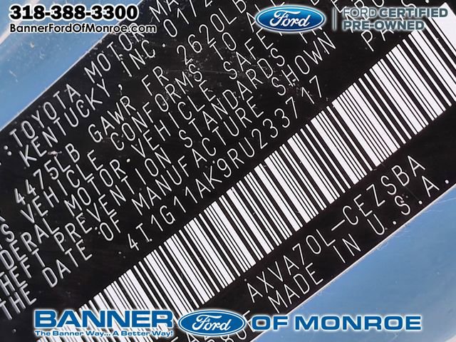 Used 2024 Toyota Camry SE image 13