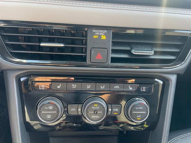 Used 2024 Volkswagen Taos SE image 30