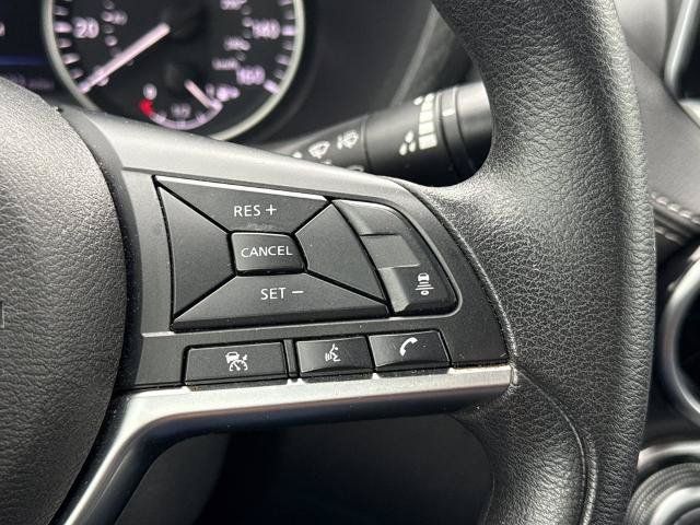 Used 2024 Nissan Sentra SV FWD image 18