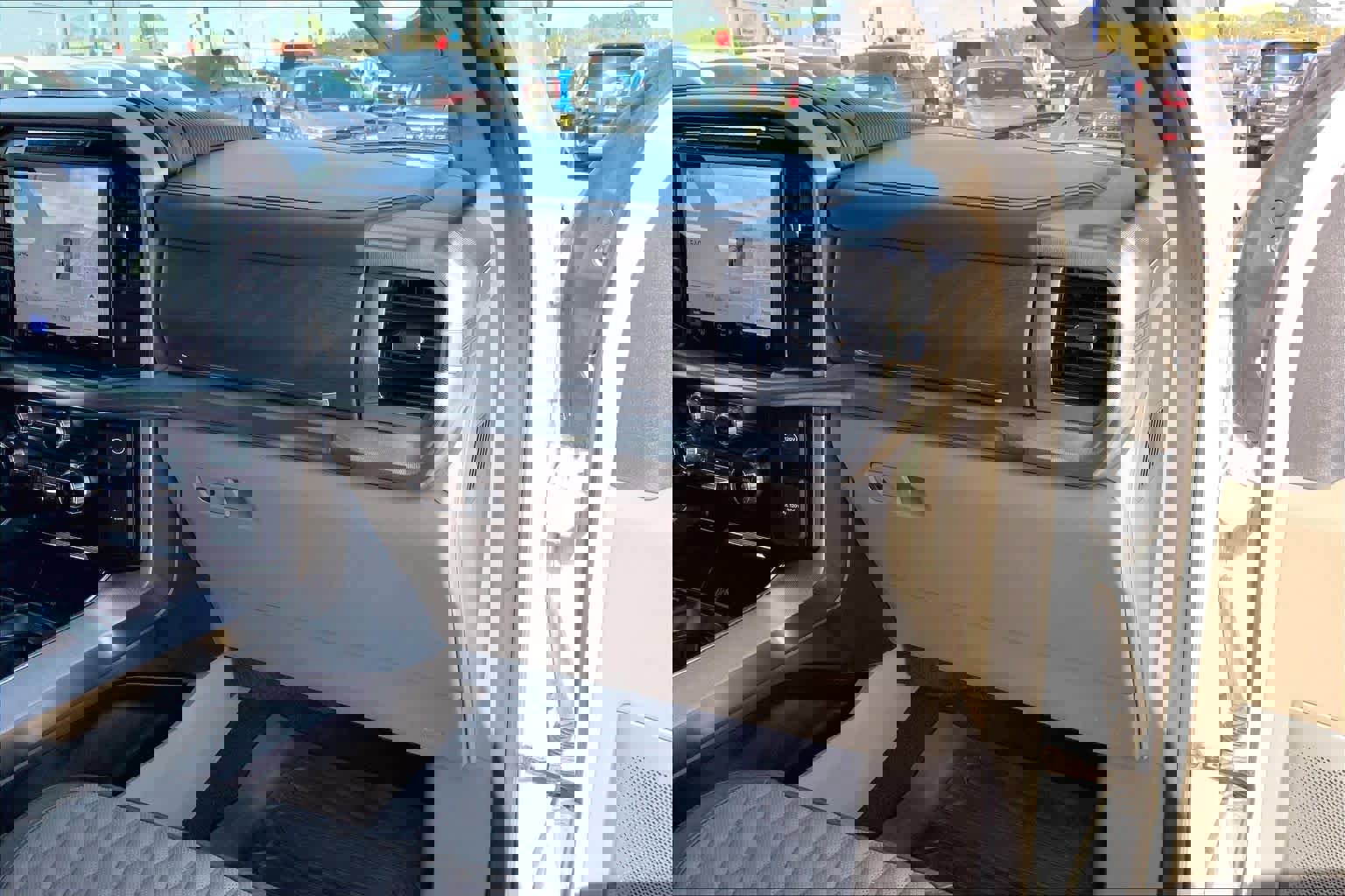 Certified 2024 Ford F150 Platinum w/ Equipment Group 703A Plus image 19