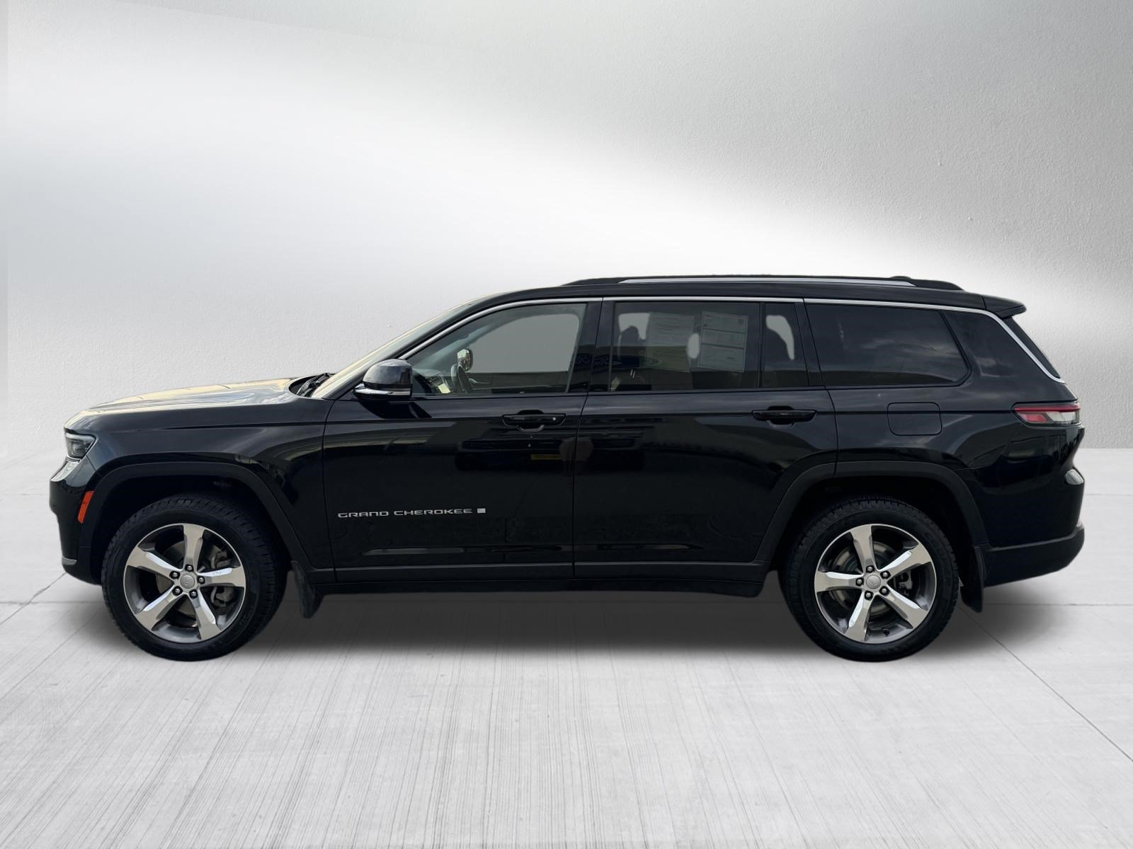 Used 2021 Jeep Grand Cherokee L Limited w/ Trailer Tow Group (B) AWD/4WD image 4