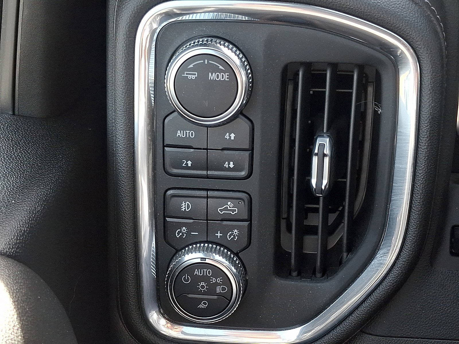 Used 2023 GMC Sierra 2500 Denali w/ Denali Ultimate Package AWD/4WD image 25