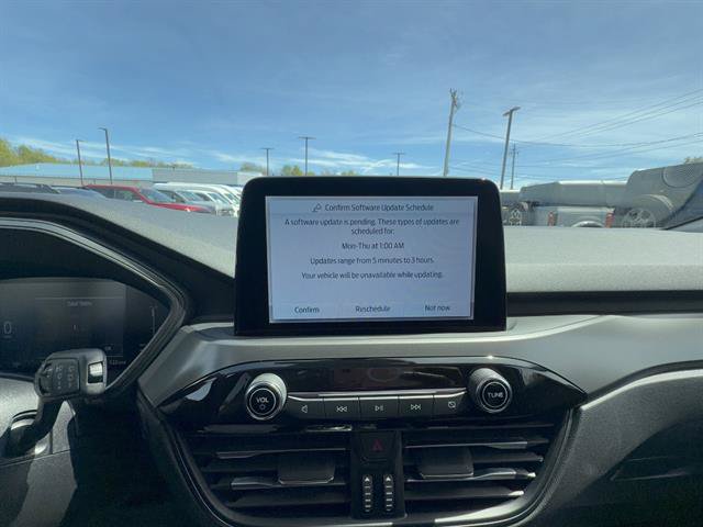 Certified 2023 Ford Escape Active AWD/4WD image 16