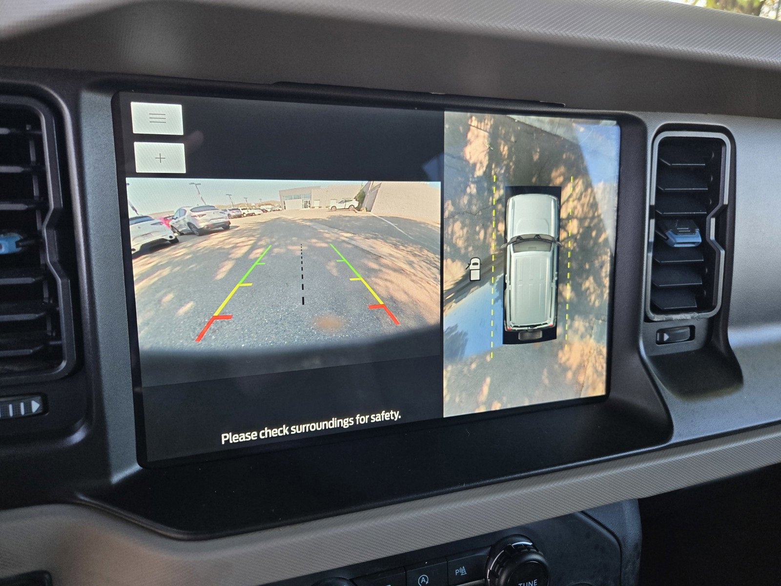 Certified 2023 Ford Bronco Wildtrak image 24