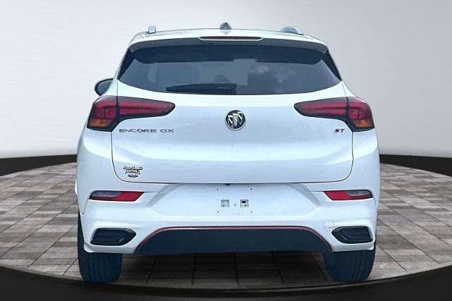 Used 2023 Buick Encore GX Select w/ Sport Touring Package FWD image 4