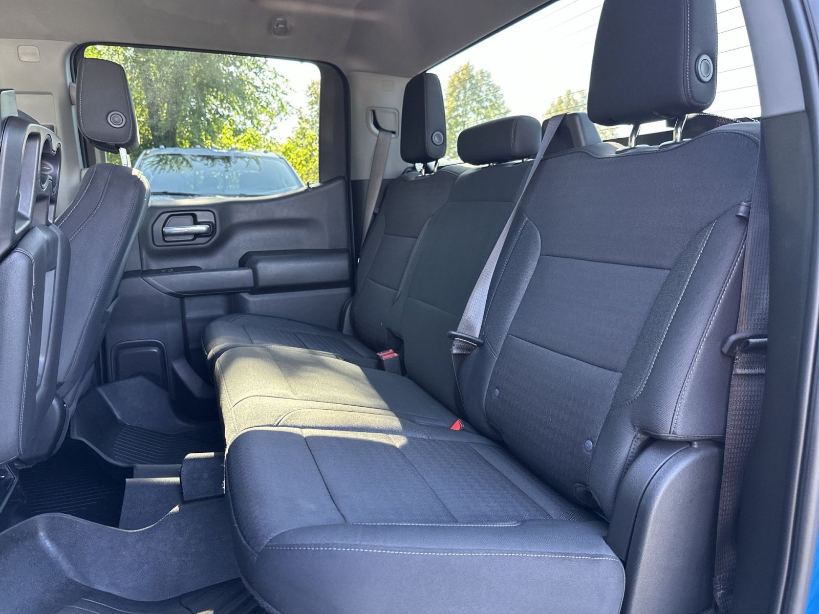 Used 2023 Chevrolet Silverado 1500 Custom Trail Boss w/ LPO, Dark Essentials Package AWD/4WD image 25