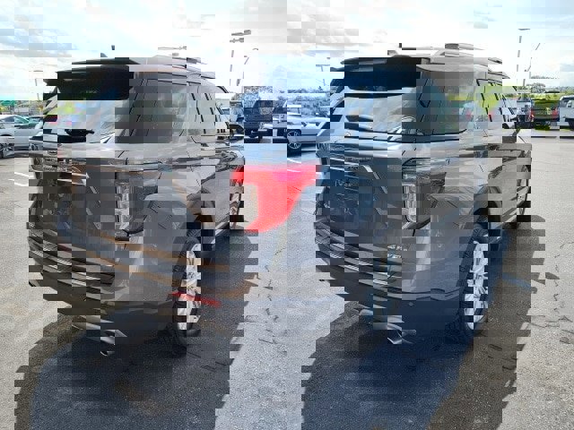Certified 2022 Ford Explorer Limited w/ Equipment Group 301A image 5
