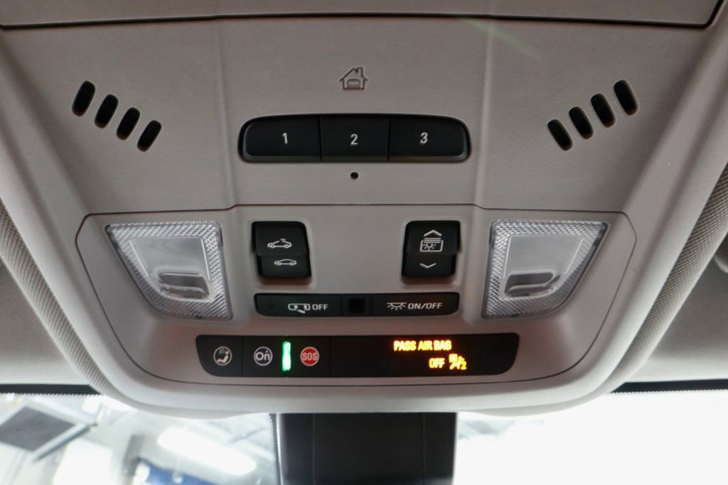 Used 2022 Chevrolet Equinox Premier AWD/4WD image 27