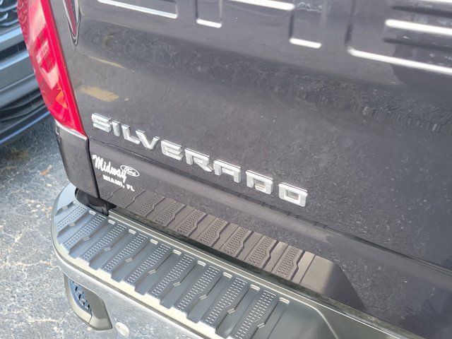 Used 2022 Chevrolet Silverado 1500 LTZ RWD image 7