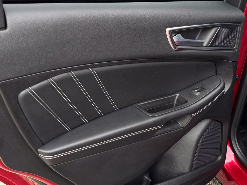 Certified 2023 Ford Edge ST AWD/4WD image 14