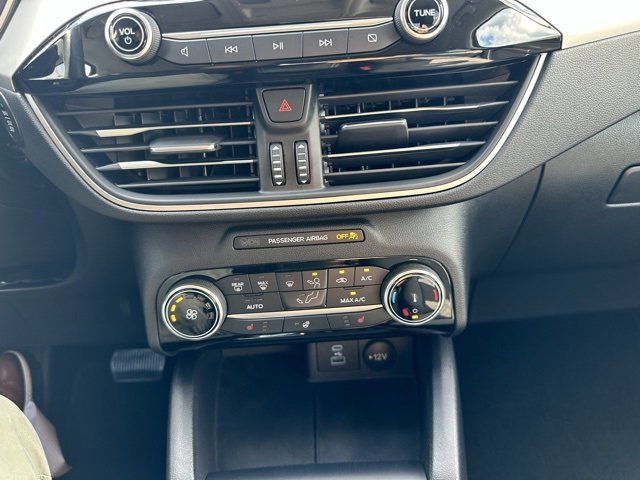 Certified 2022 Ford Escape SE w/ Cold Weather Package image 29