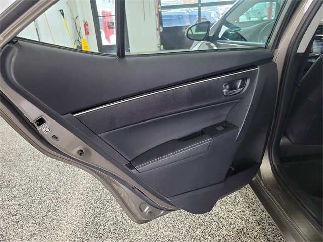 Used 2017 Toyota Corolla L image 20