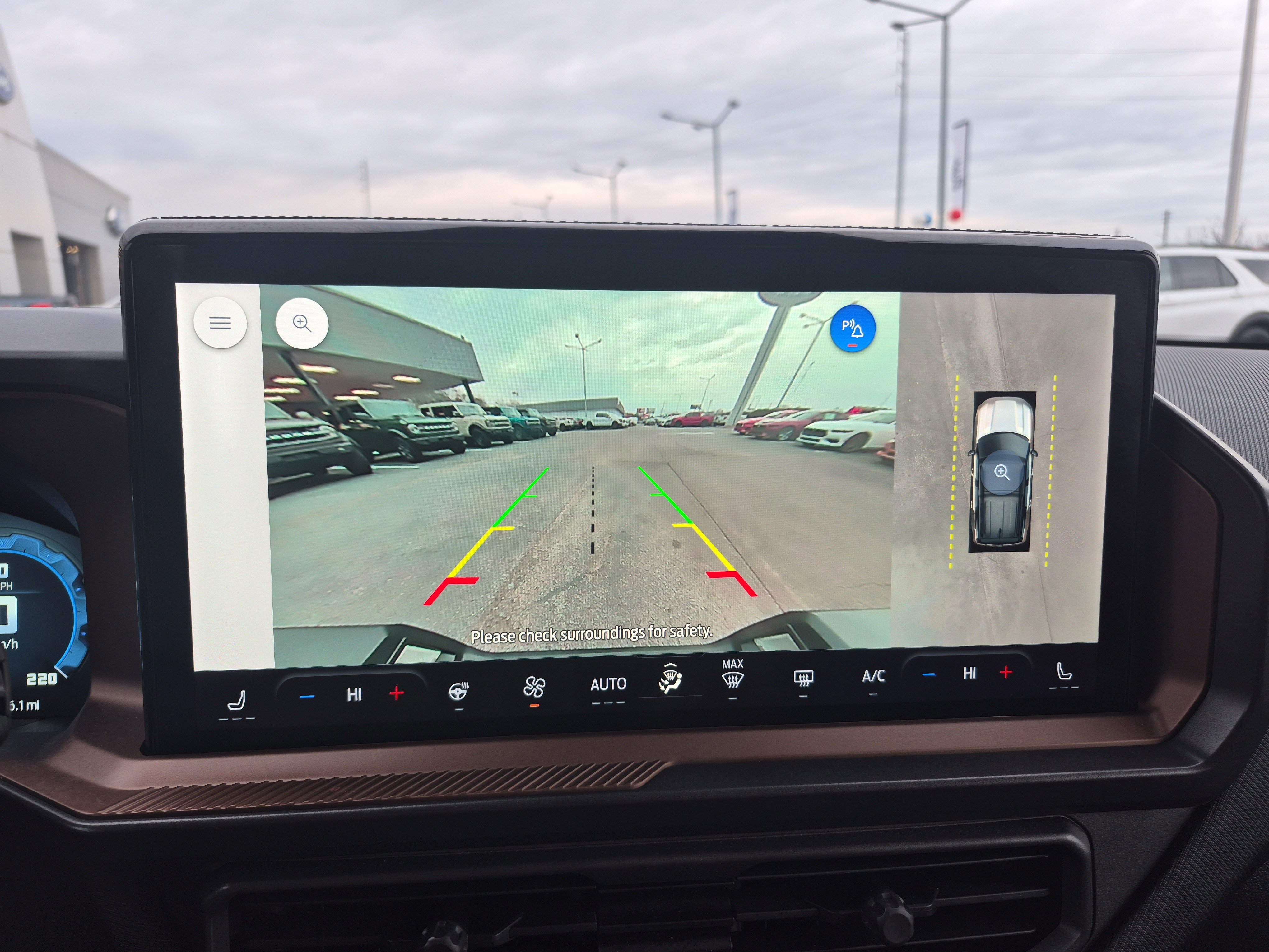 Certified 2025 Ford Bronco Sport Outer Banks w/ Outer Banks Tech Package+ image 39