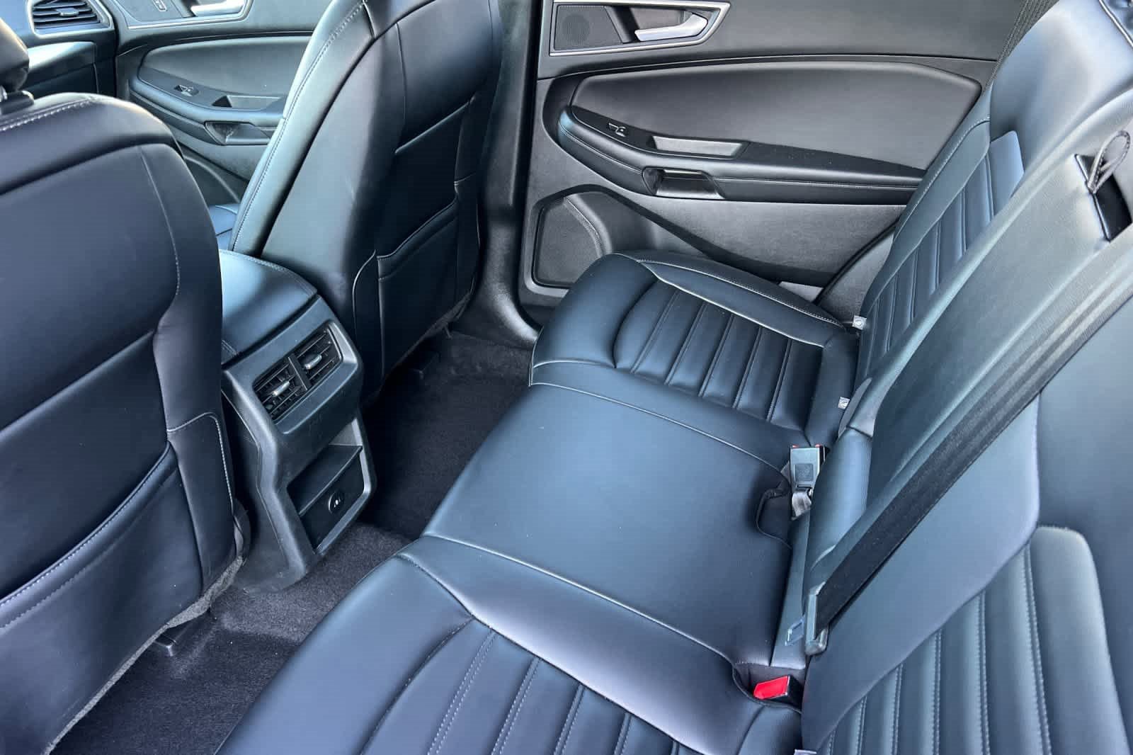 Certified 2024 Ford Edge SEL image 10