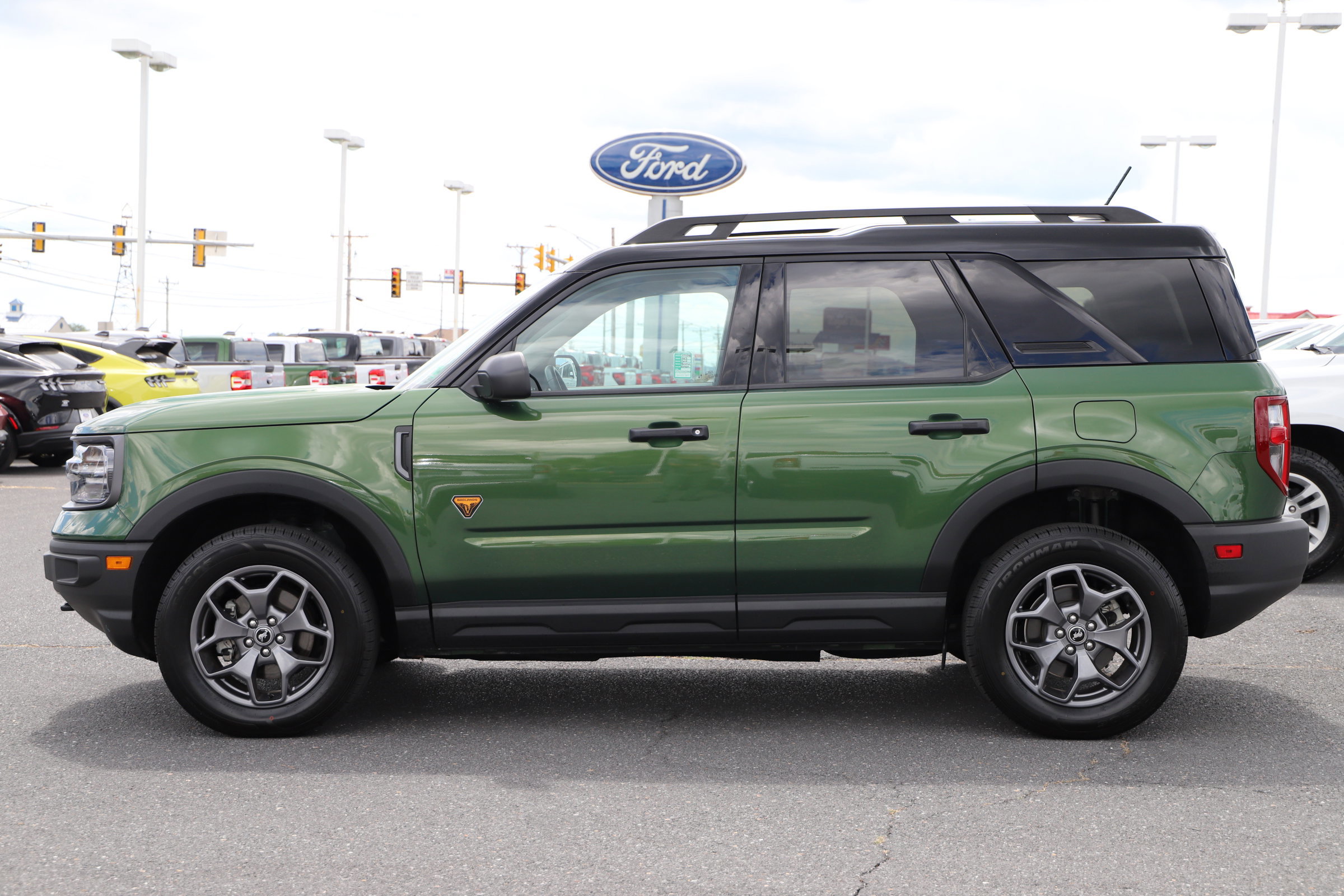 Certified 2023 Ford Bronco Sport Badlands image 4