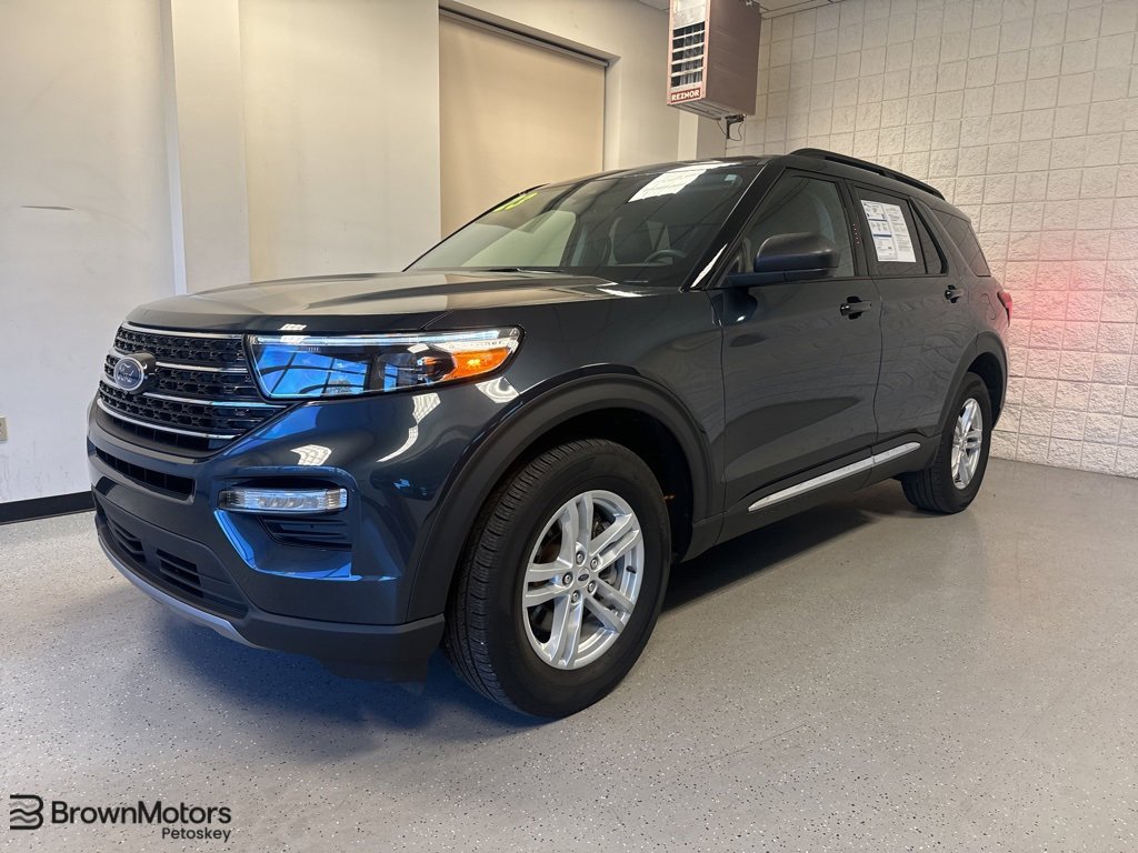 Certified 2023 Ford Explorer XLT w/ Equipment Group 202A