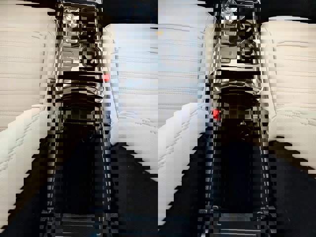 Certified 2019 Ford Edge SEL w/ Equipment Group 201A image 32