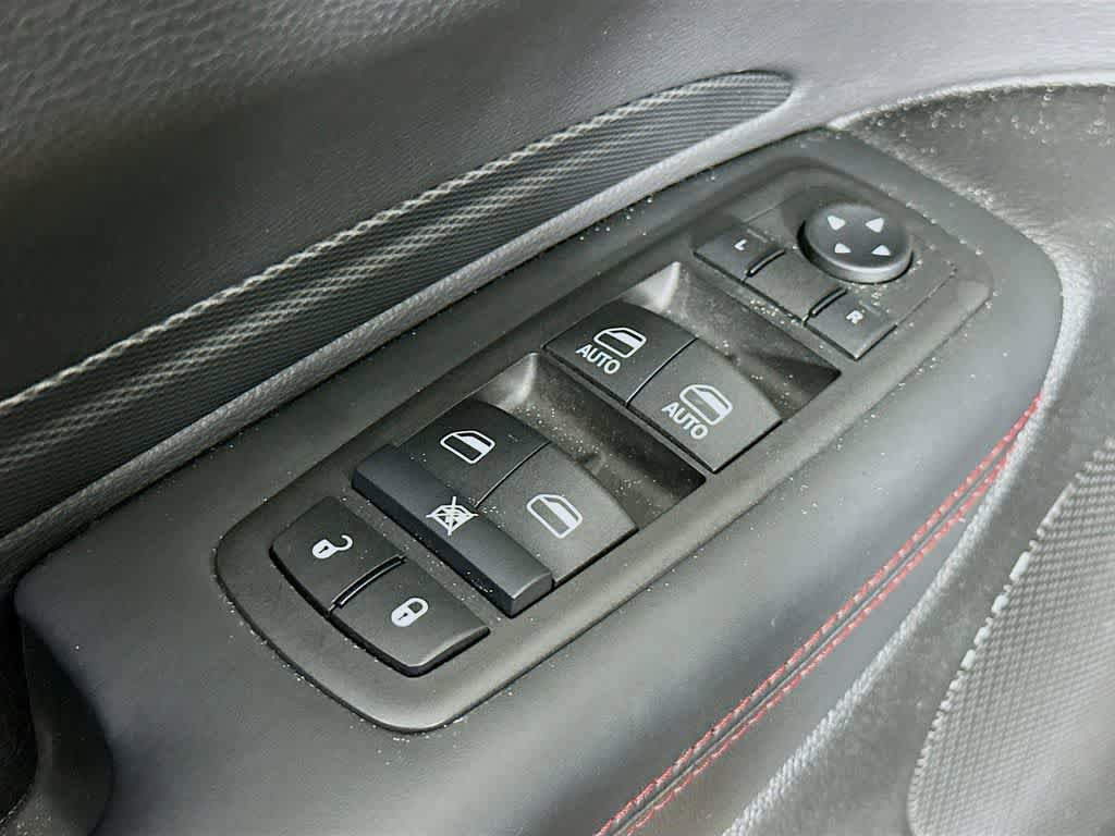 Used 2025 Dodge Durango R/T AWD/4WD image 30
