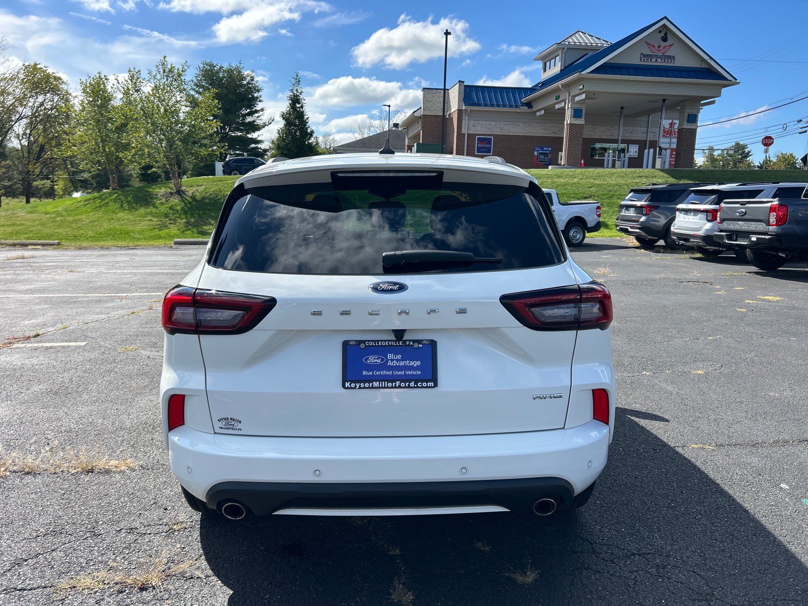 Certified 2023 Ford Escape ST-Line w/ Tech Pack #1 AWD/4WD image 11