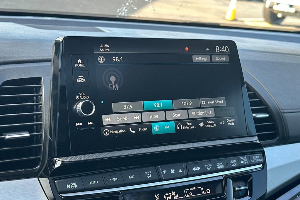 Used 2025 Honda Odyssey Touring image 23