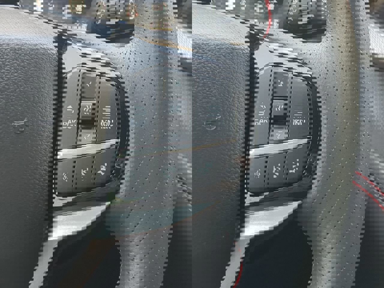 Certified 2025 Ford Explorer ST-Line w/ Premium Package image 25