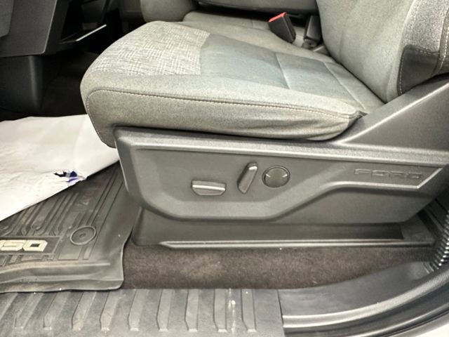 Certified 2022 Ford F150 XLT w/ Equipment Group 302A High image 39