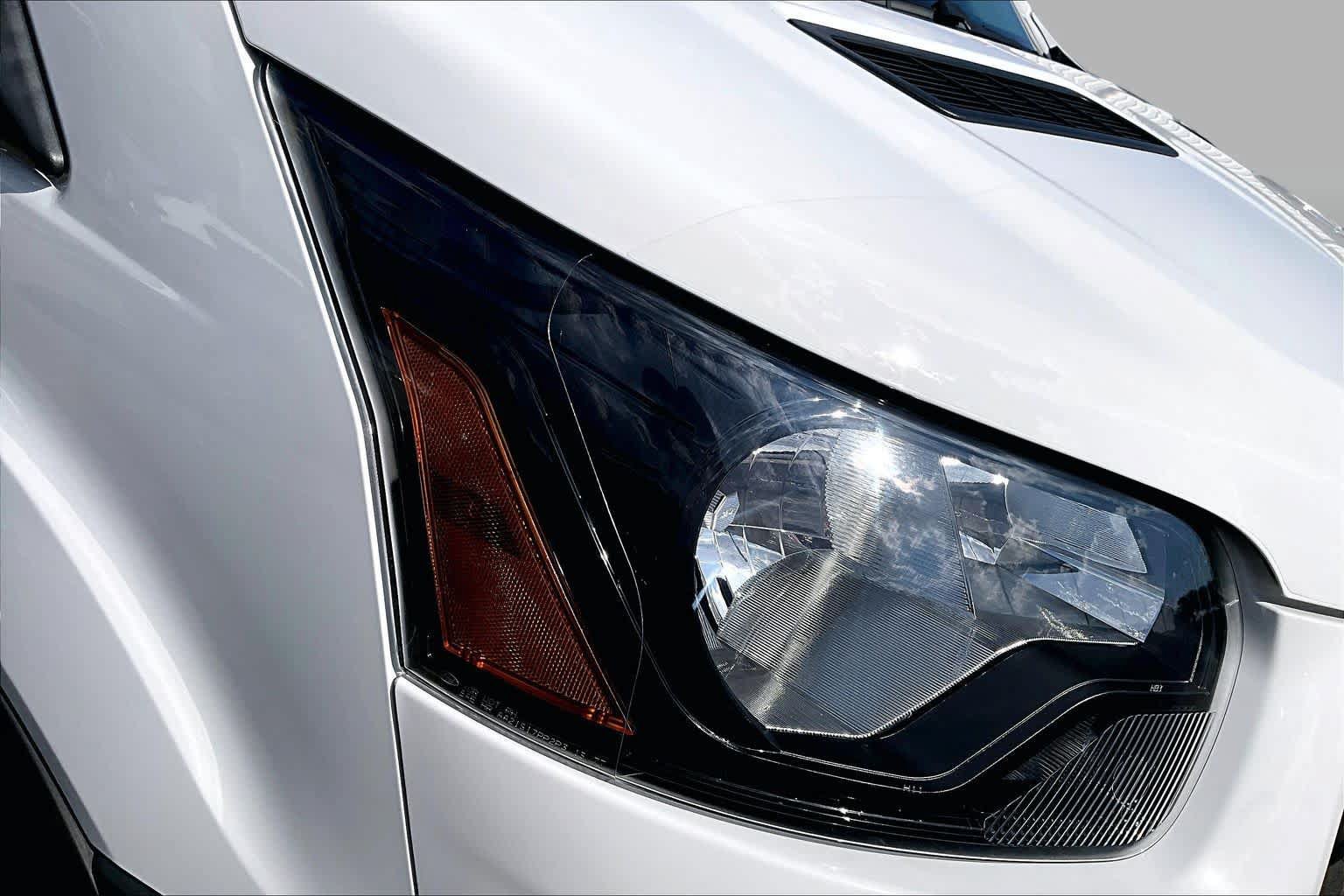 Certified 2022 Ford E-Transit Medium Roof RWD image 26